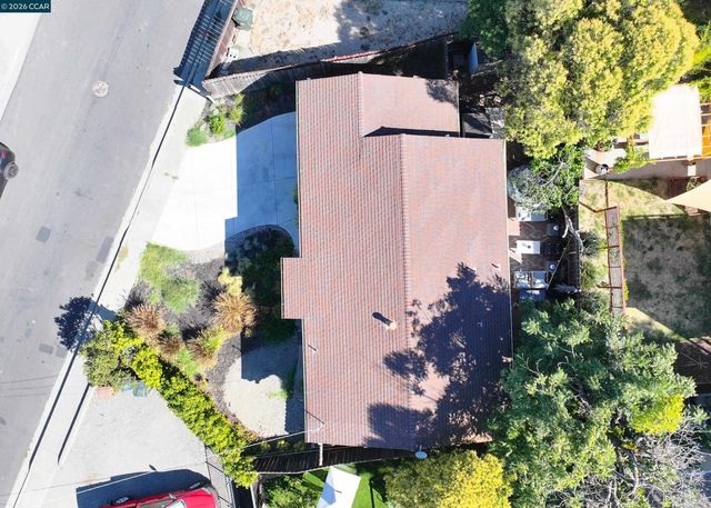 2160 Walnut St, Martinez, CA 94553
