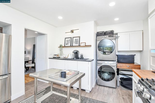 2160 Walnut St, Martinez, CA 94553