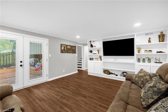 2302 Running Brook Drive, Greensboro, NC 27408
