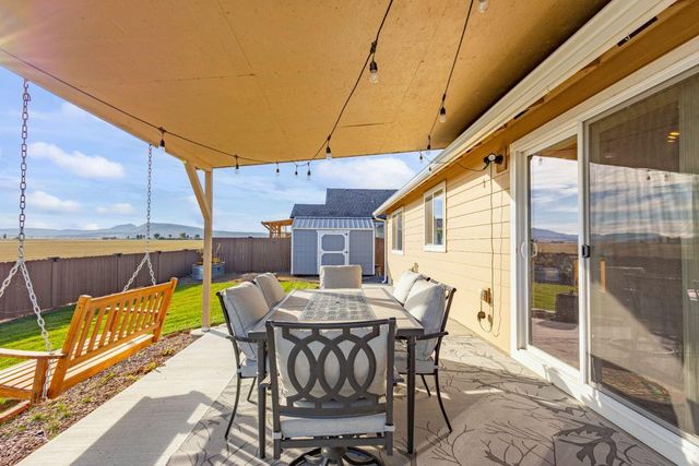 180 Bluegrass Drive, Culver, OR 97734