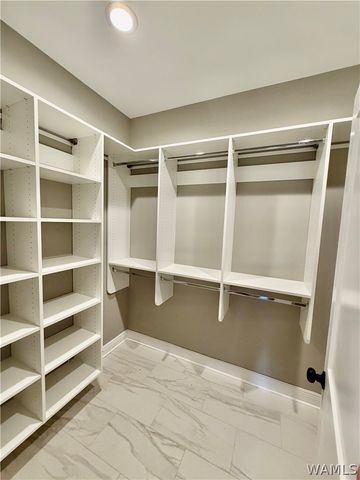 13953 Glenview, Northport, AL 35475