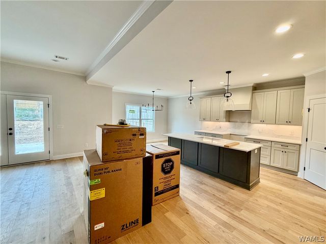 13953 Glenview, Northport, AL 35475