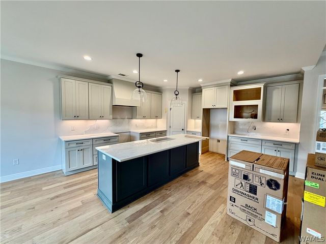 13953 Glenview, Northport, AL 35475