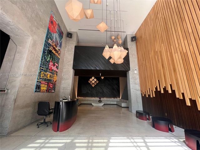 151 SE 1st St 2409, Miami, FL 33131