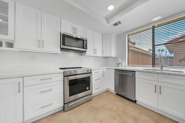 412 S Sierra Madre, Palm Desert, CA 92260