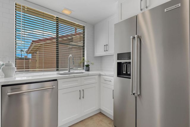 412 S Sierra Madre, Palm Desert, CA 92260