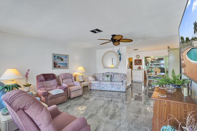 2702 Knight Lane, Delray Beach, FL 33445