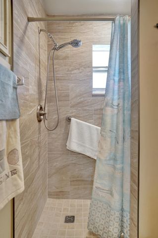 2702 Knight Lane, Delray Beach, FL 33445