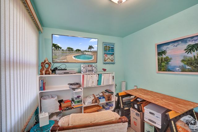 2702 Knight Lane, Delray Beach, FL 33445