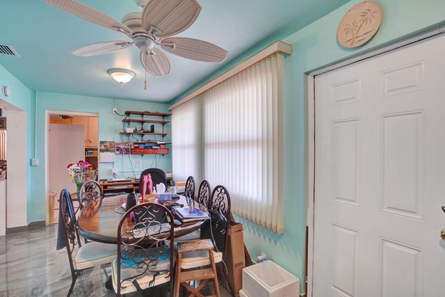 2702 Knight Lane, Delray Beach, FL 33445