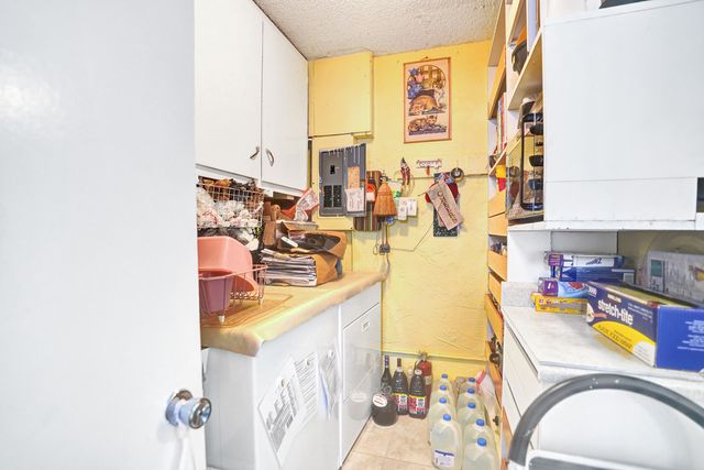 2702 Knight Lane, Delray Beach, FL 33445