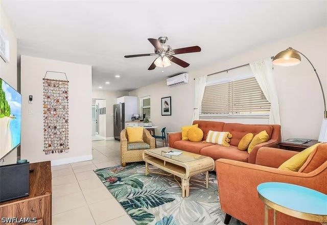 3024 Estey AVE, Naples, FL 34104
