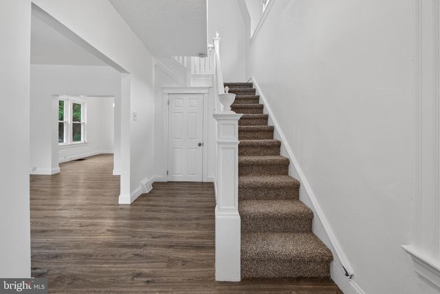 302 SLOAN AVE, Oaklyn, NJ 08107