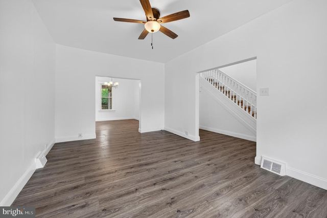 302 SLOAN AVE, Oaklyn, NJ 08107