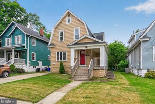 302 SLOAN AVE, Oaklyn, NJ 08107