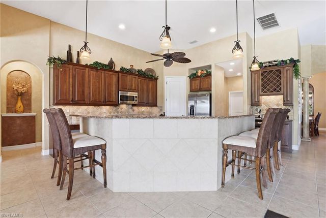 12392 Eagle CT, Estero, FL 33928