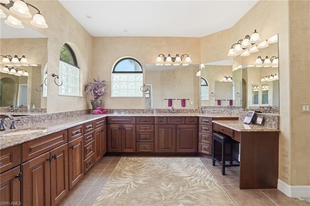 12392 Eagle CT, Estero, FL 33928