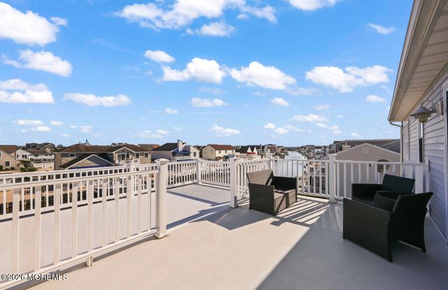 189 Catherine Lane, Manahawkin, NJ 08050