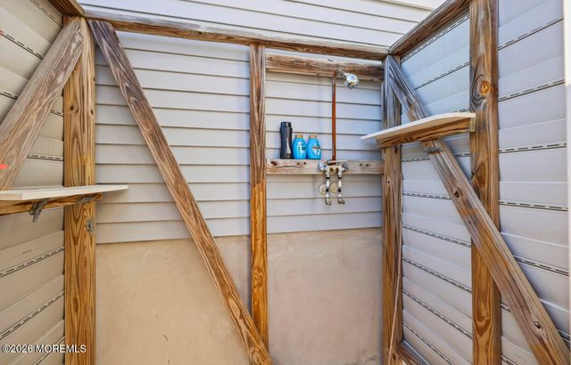 189 Catherine Lane, Manahawkin, NJ 08050