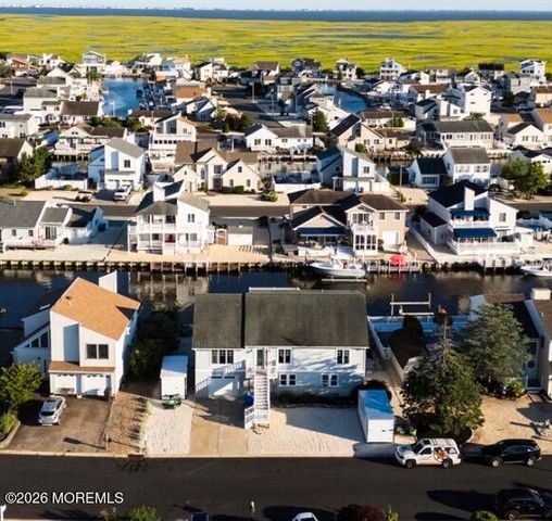 189 Catherine Lane, Manahawkin, NJ 08050