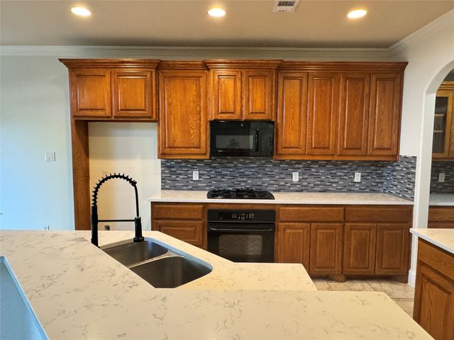 3712 Landsdowne Drive, Mckinney, TX 75072