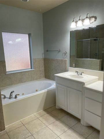 3712 Landsdowne Drive, Mckinney, TX 75072