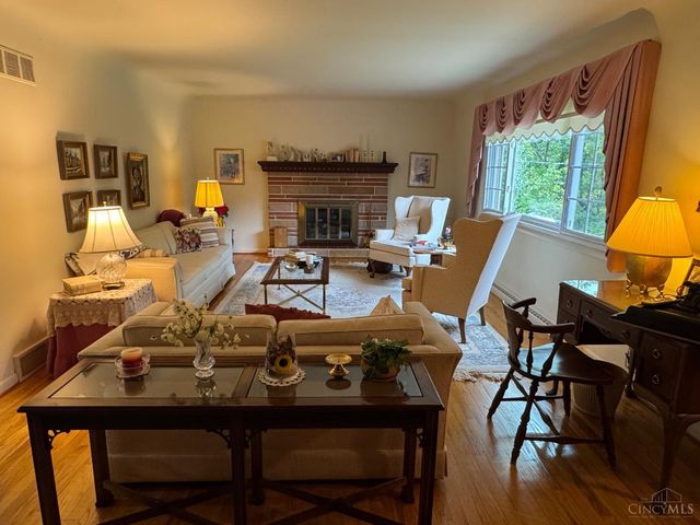 2451 Hunt Road, Reading, OH 45215