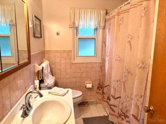 2451 Hunt Road, Reading, OH 45215