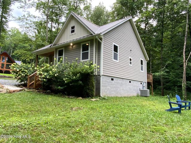 984 Cahill Drive, Andrews, NC 28901