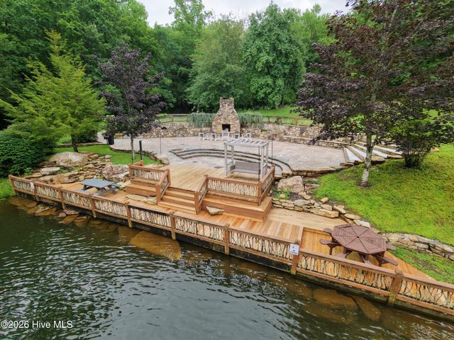984 Cahill Drive, Andrews, NC 28901