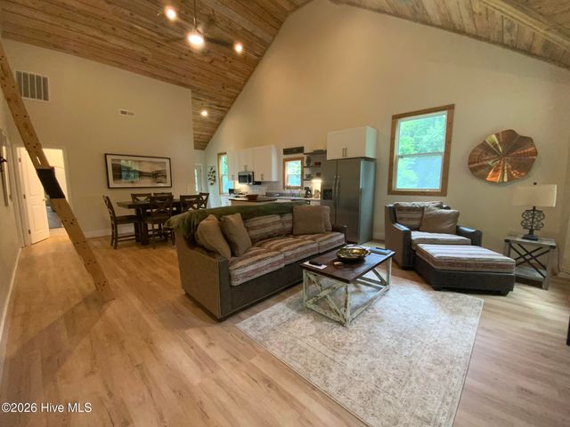 984 Cahill Drive, Andrews, NC 28901