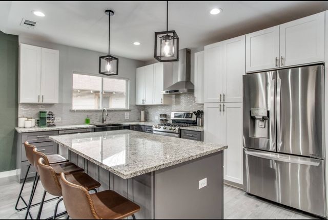1606 W 12th Street, Dallas, TX 75208