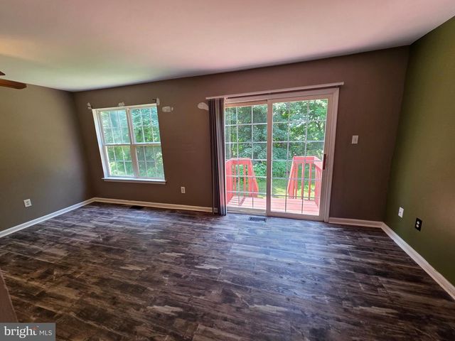 203 RIVER CT, Fieldsboro, NJ 08505