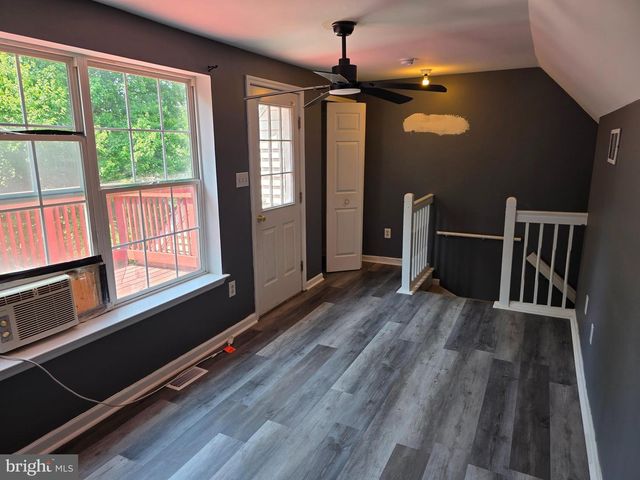 203 RIVER CT, Fieldsboro, NJ 08505