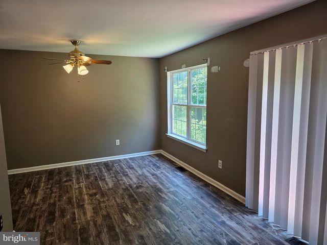 203 RIVER CT, Fieldsboro, NJ 08505
