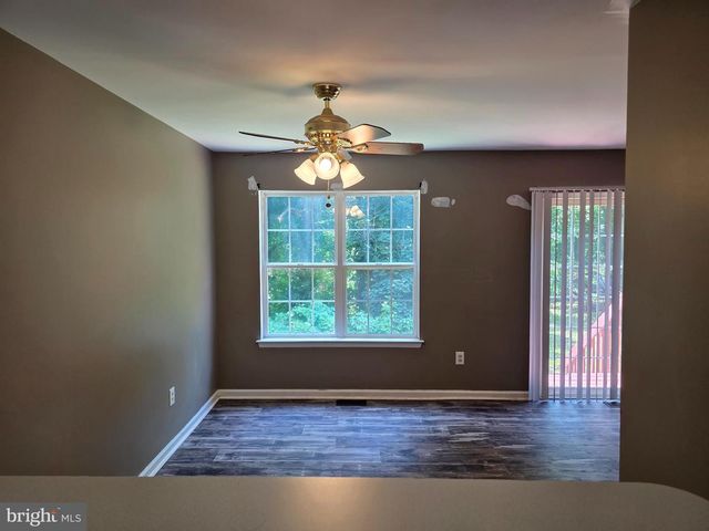 203 RIVER CT, Fieldsboro, NJ 08505