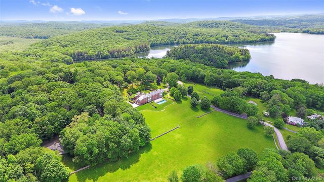 16 Wheeler Road, North Salem, NY 10560