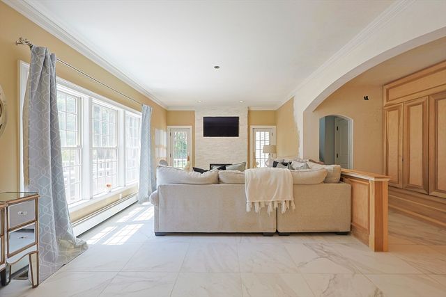 71 Bourque Road, Lynnfield, MA 01940