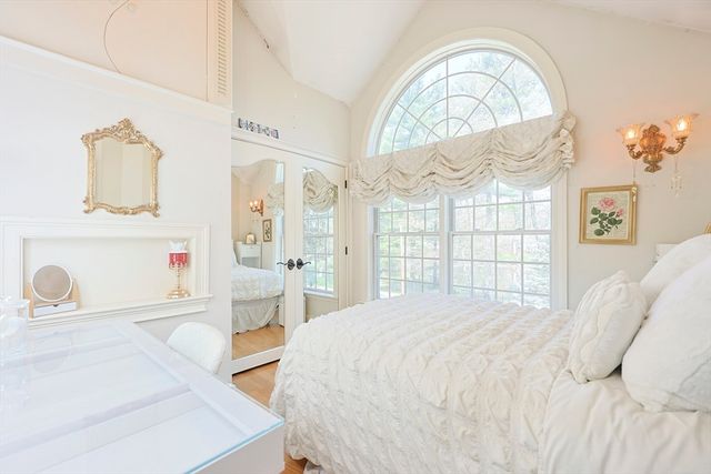 71 Bourque Road, Lynnfield, MA 01940