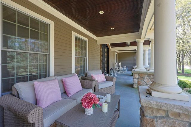 71 Bourque Road, Lynnfield, MA 01940