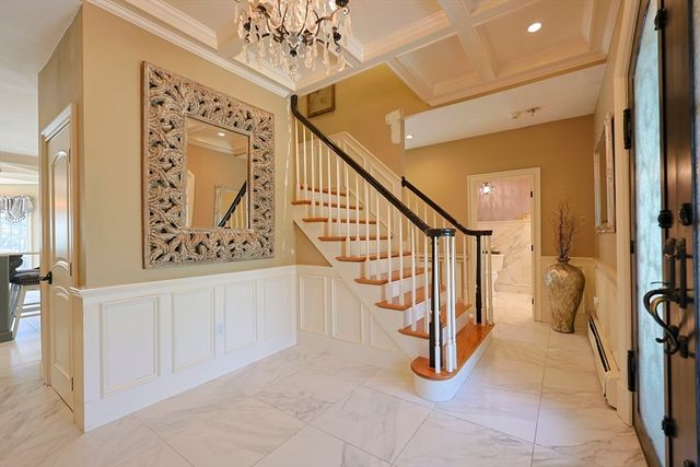 71 Bourque Road, Lynnfield, MA 01940