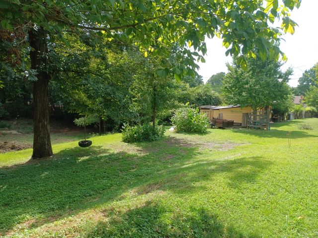 111 Gallaher St, Ashland City, TN 37015