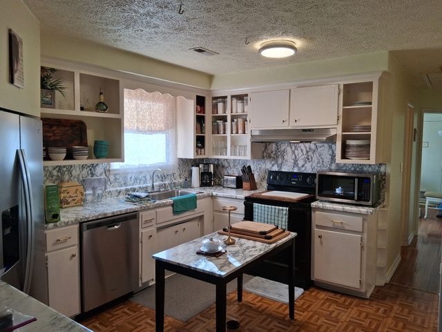 111 Gallaher St, Ashland City, TN 37015