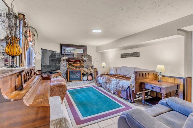 111 Gallaher St, Ashland City, TN 37015