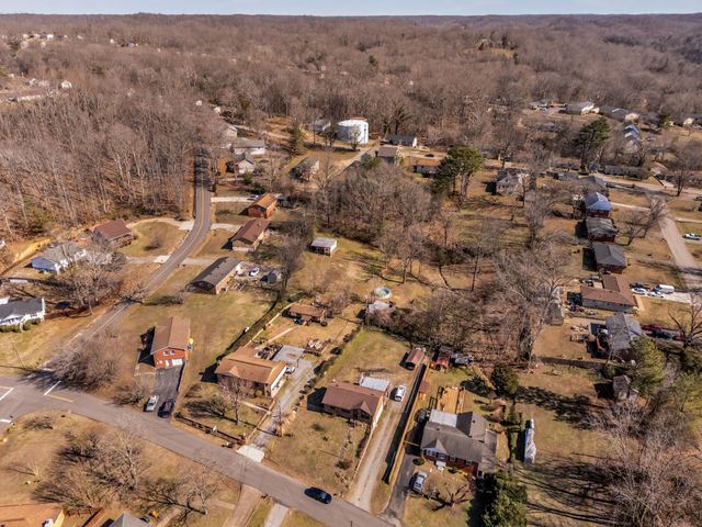 111 Gallaher St, Ashland City, TN 37015