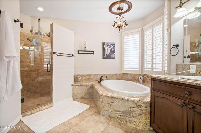 5628 EAGLE POINT Street, El Paso, TX 79912