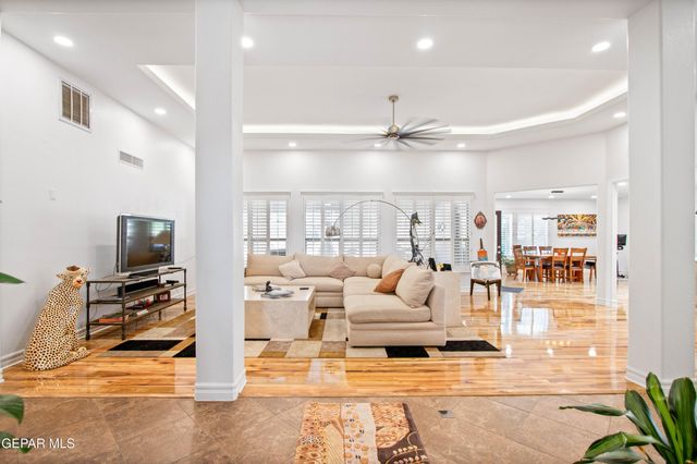 5628 EAGLE POINT Street, El Paso, TX 79912