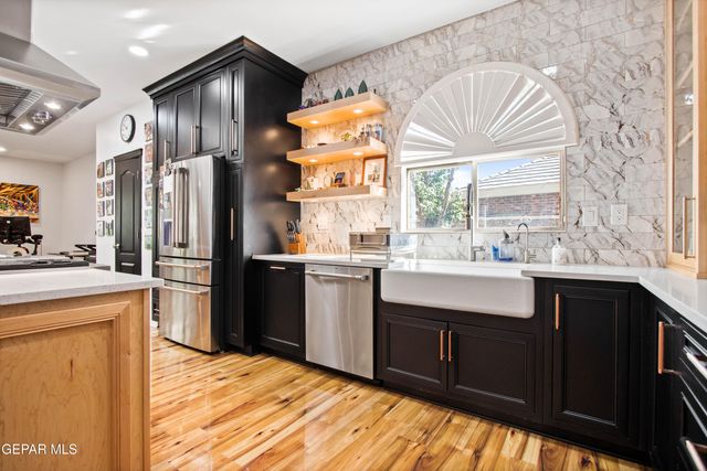 5628 EAGLE POINT Street, El Paso, TX 79912