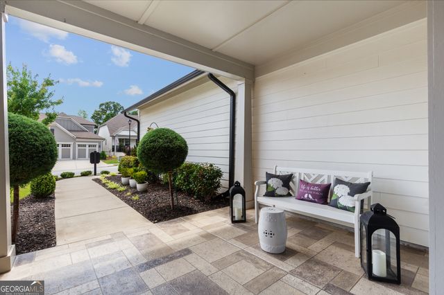 319 Erie Point, Hoschton, GA 30548