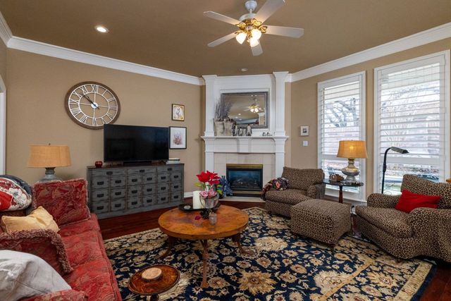 1908 Channing Park Drive, Arlington, TX 76013